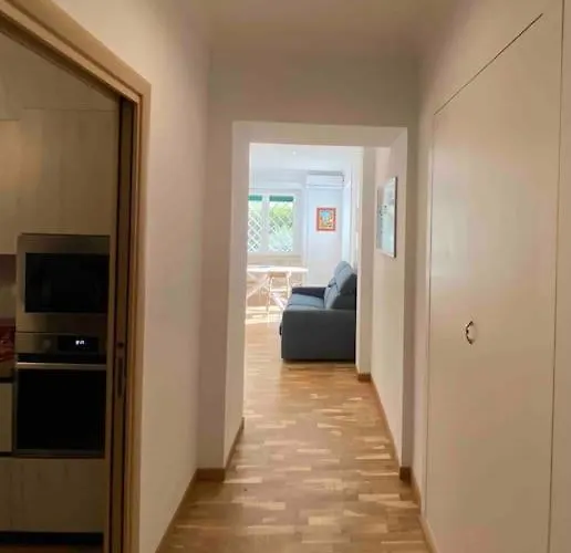 Apartment Vacanze Romane *