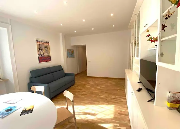 Vacanze Romane Apartment *